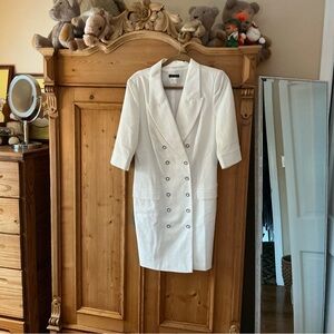 VENUS White Blazer Dress